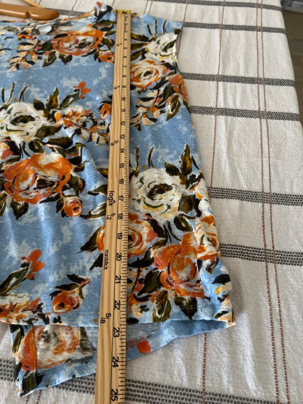 Joie | Large | 100% Linen | Split Back | Dainty Blue Orange Floral | Relaxed Top - Picture 5 of 5